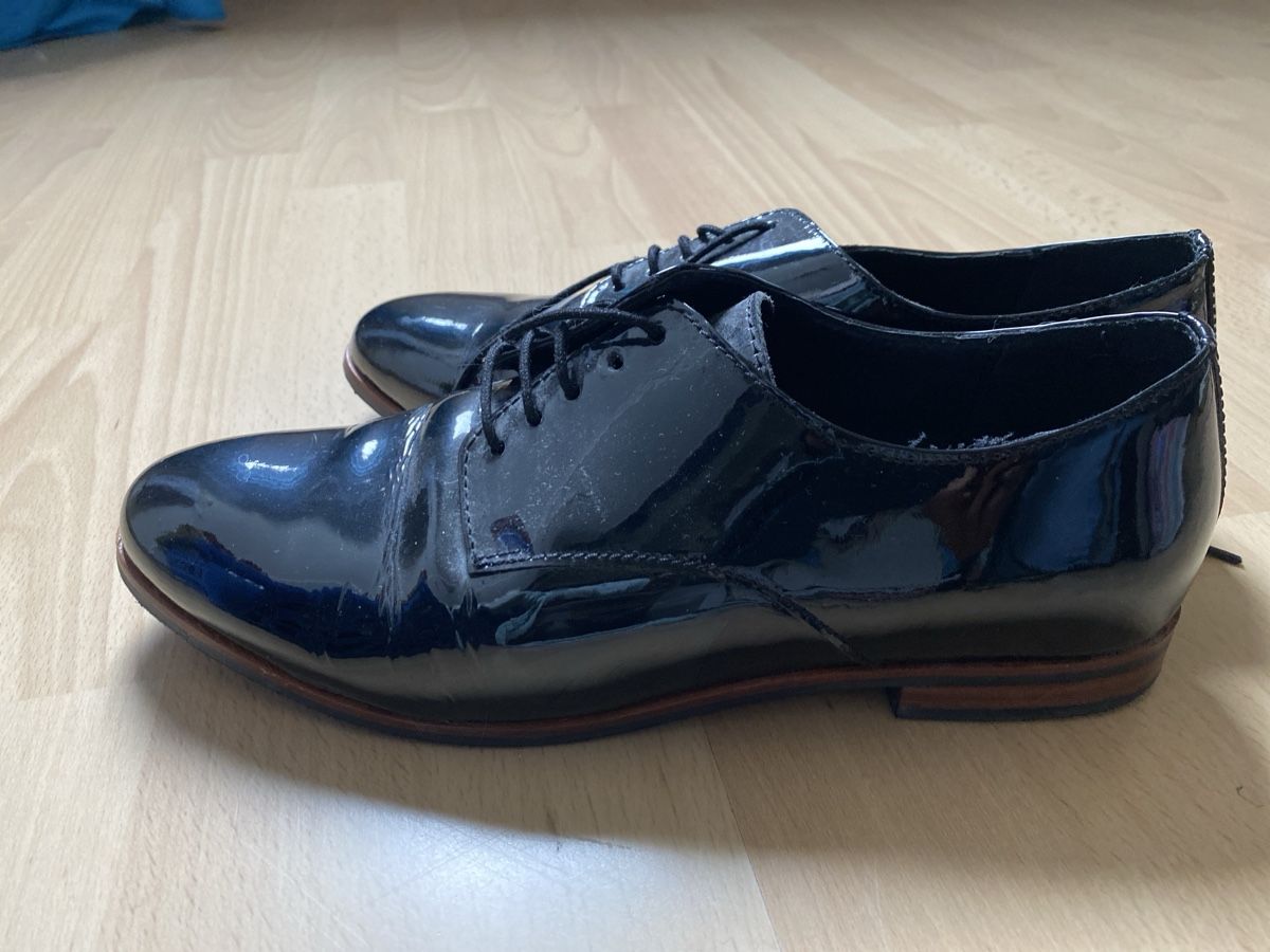 Scarpe da donna: Lackschuhe 39 – Usato da Olten venduto da Angisun 1