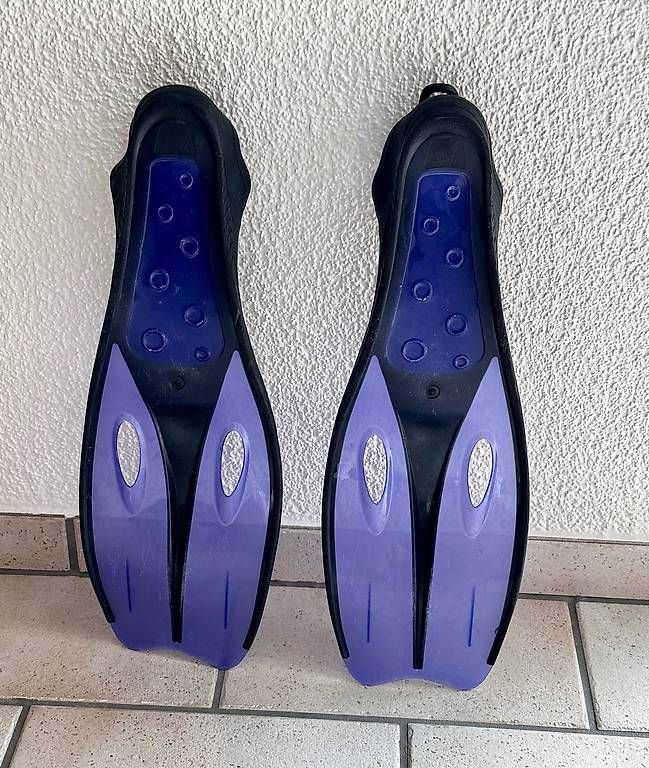 Flossen, Masken & Schnorchel: Flossen in Grösse S (35 - 37) – Gebraucht aus Gersau von walin_6442 3