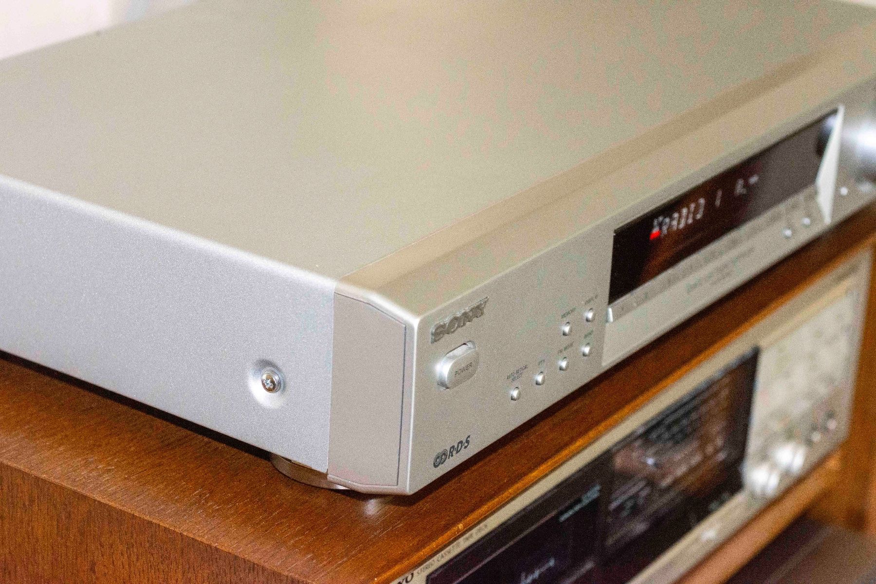 Sony Radio: TUNER Sony ST-SE 370 RDS – Usato da Schwerzenbach venduto da floridan 4