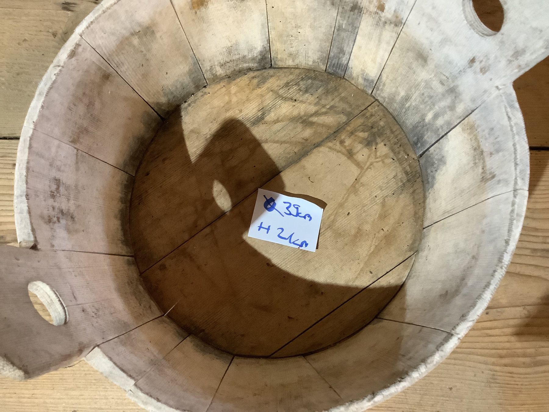 Tutte le decorazioni: Rustikaler Holzeimer, Pflanzgefäss, Vintage Deko Eimer! – Usato da Flaach venduto da Monisoldshop 3