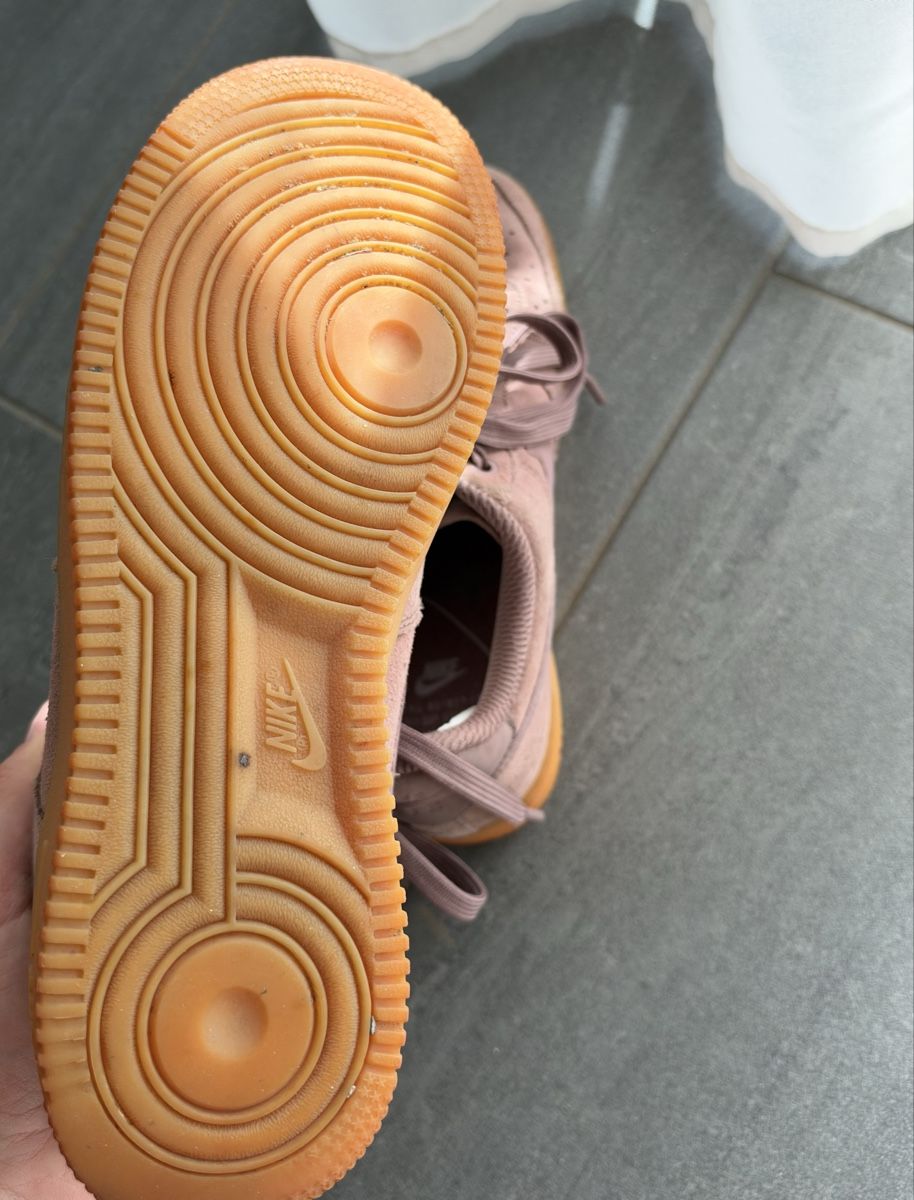 Nike Damenschuhe: Nike Air Force 1 Sneaker Wildleder lila  – Gebraucht aus Möhlin von eny_lsk7 3