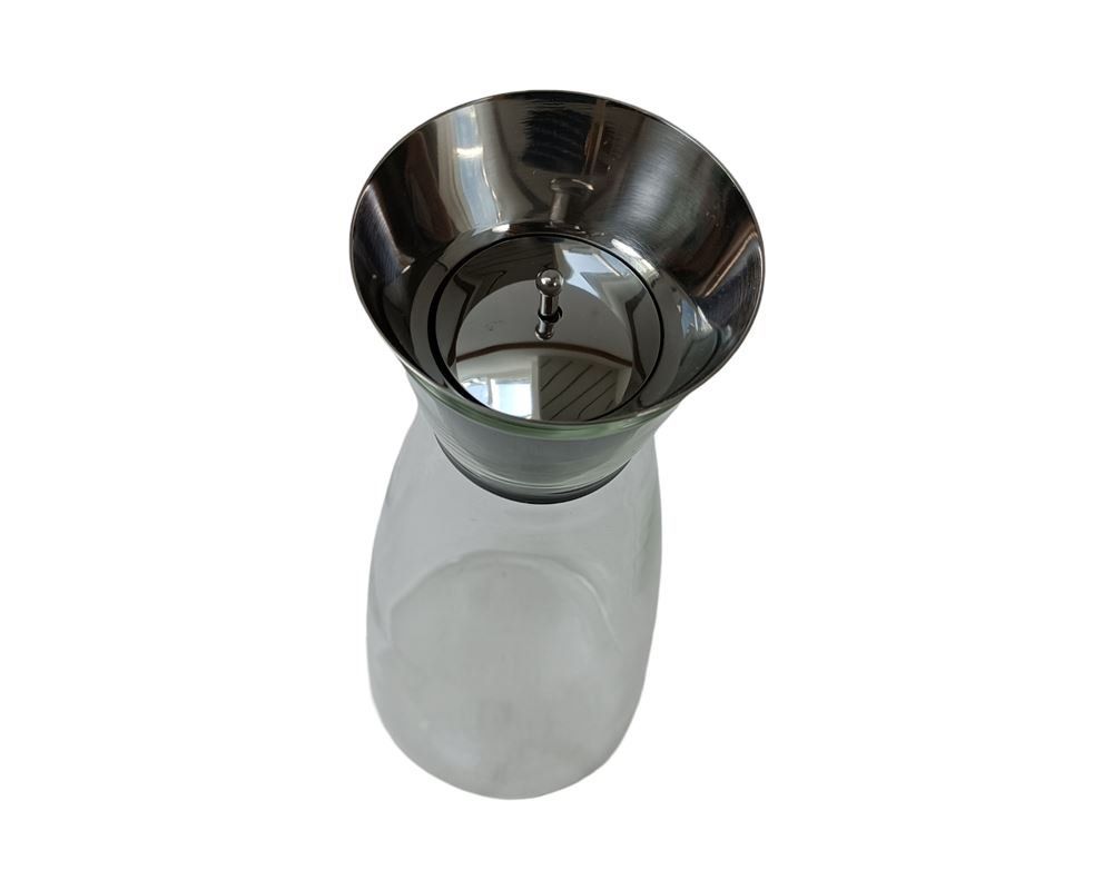 Caraffe: Glas- Karaffe mit Ausgiesser 1l – Nuovo (secondo la descrizione) da Luzern venduto da Restwert_Luzern 2