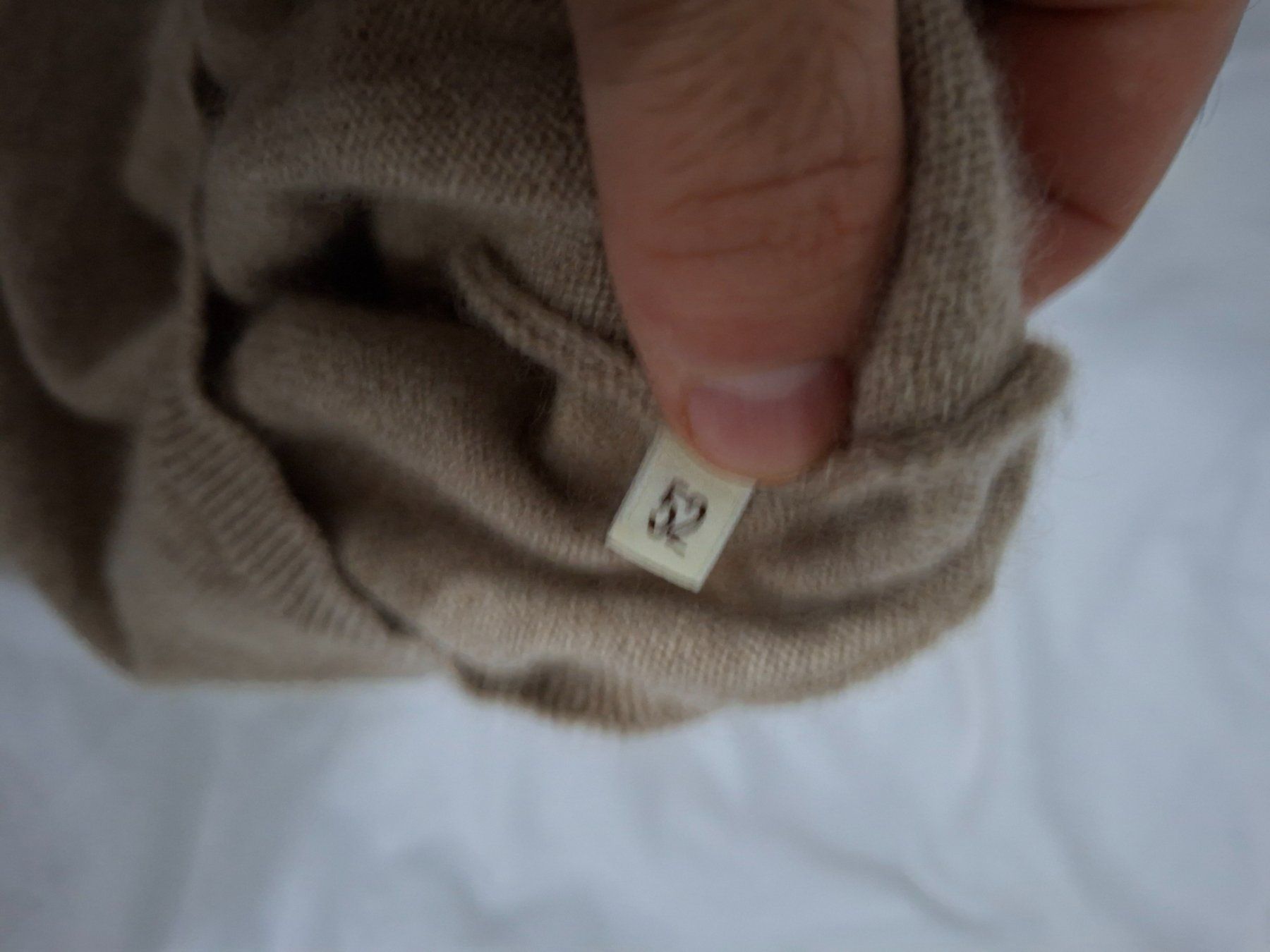 Maglioni & Felpe: Pullover Filippo de Laurentiis 52 XL 100% Kaschmir – Usato da Walenstadt venduto da ELNINOMARAVILLA 2
