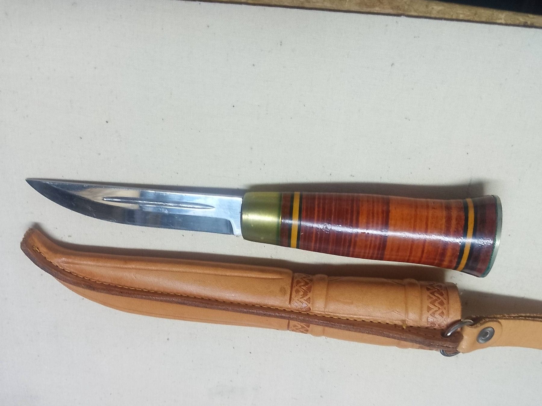 Accessori: Messer - "Lisakki Jarvenpää" - Finland – Nuovo (secondo la descrizione) da Sorengo venduto da 74in 1