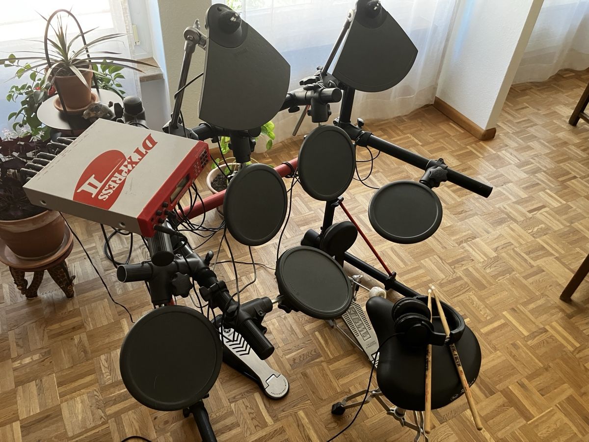 Yamaha Strumenti musicali: Elektronisches Schlagzeug – Usato da Basel venduto da shamba