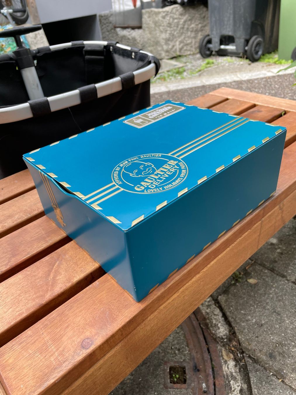 AluBox Altro in Decorazioni & Accessori: Jean-Paul-Gaultier – Usato da Forch venduto da ESELSTEIN 2