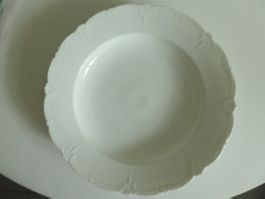 Schöner weisser Teller
