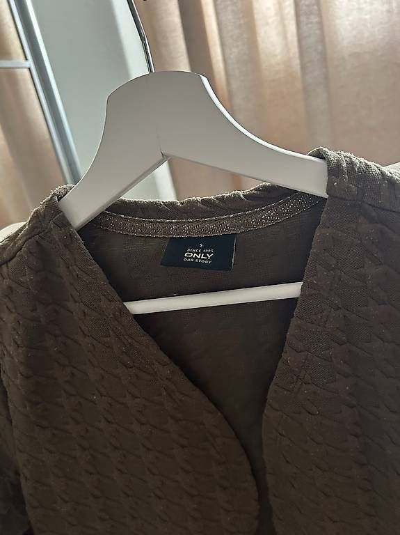 Jacken: Cardigan – Gebraucht aus Schüpfheim von car_7slp 2