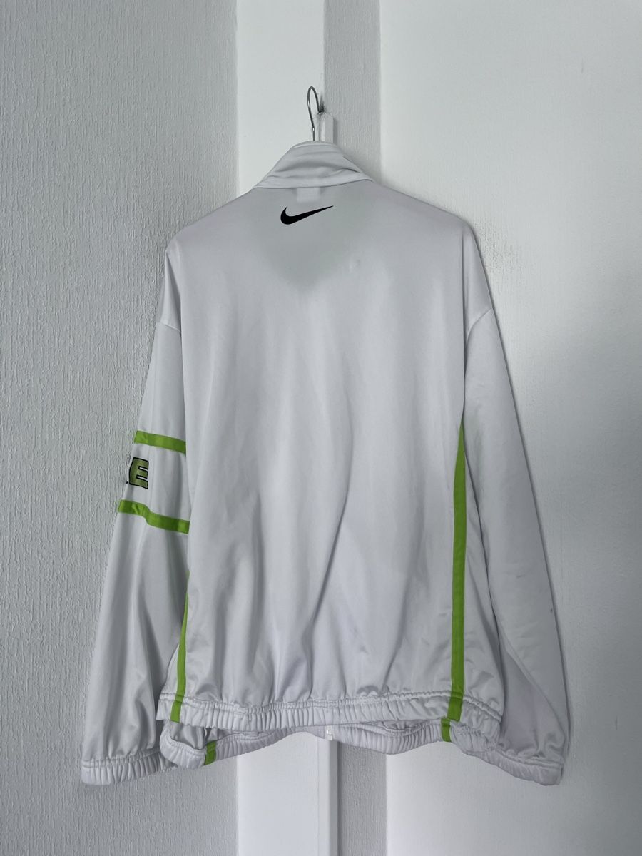 Nike Giacche: Vintage White Nike Track Jacket - Size XL  – Usato da Lausanne venduto da Danash 2