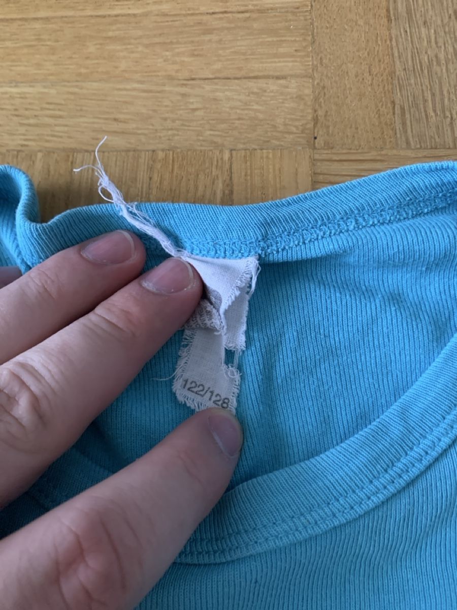 Tops: Langarmshirt hellblau einfarbig – Gebraucht aus Adligenswil von mirkolini 2