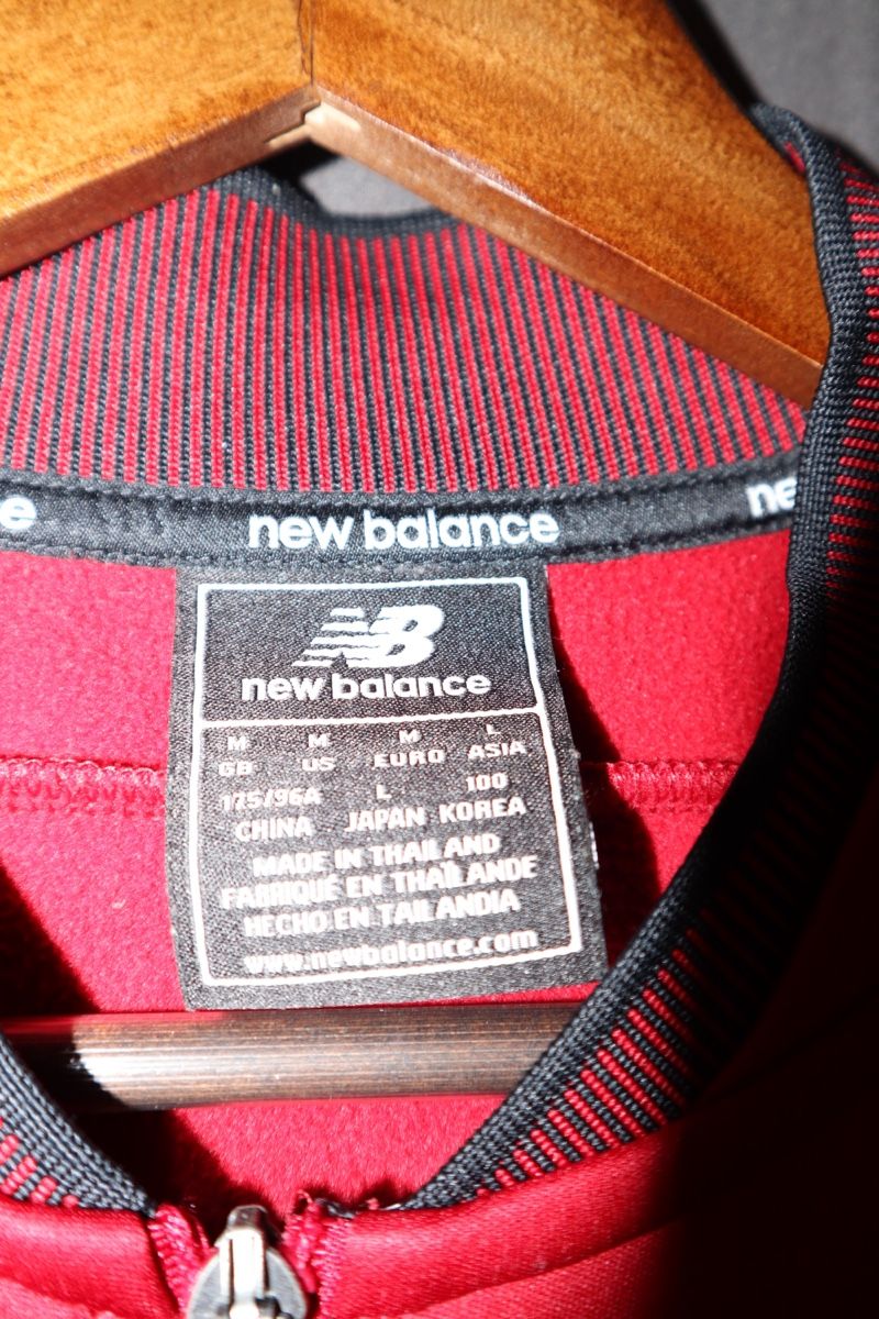 New Balance Giacche: Bomber LiverpoolFC YNWA - taille M – Usato da Delémont venduto da tynwa 2