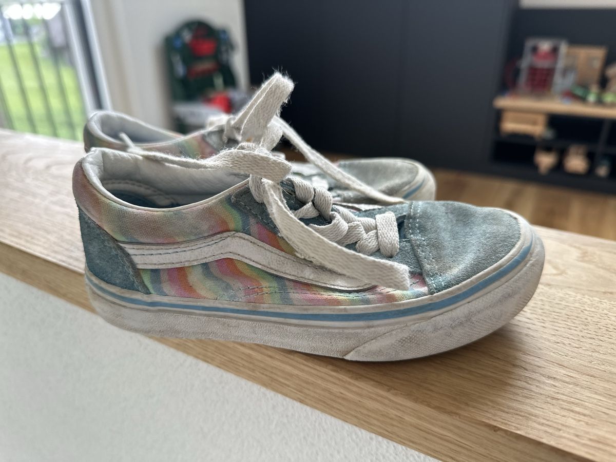 Vans Scarpe per ragazzi: Coole Vans Turnschuhe 28  – Usato da Russikon venduto da sabi020