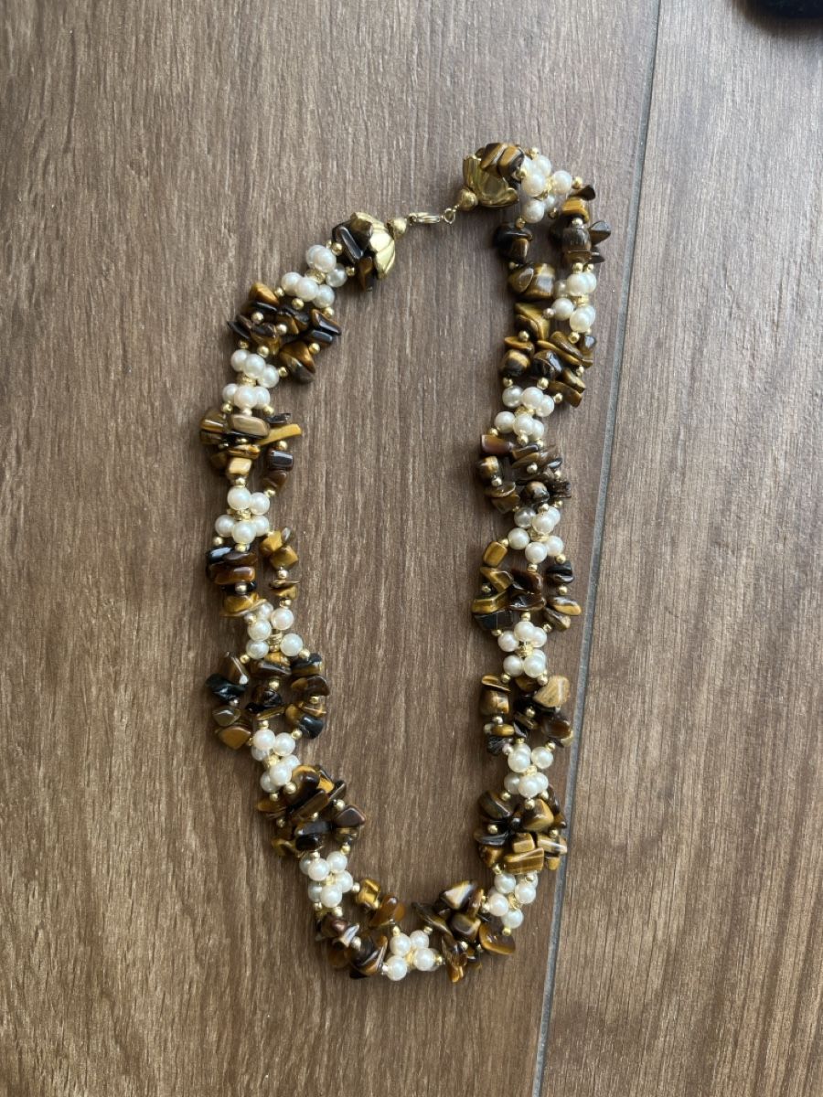 Catenine: Kette mit Tiegerauge und Perlen – Nuovo (secondo la descrizione) da Mönchaltorf venduto da pel_2dtj