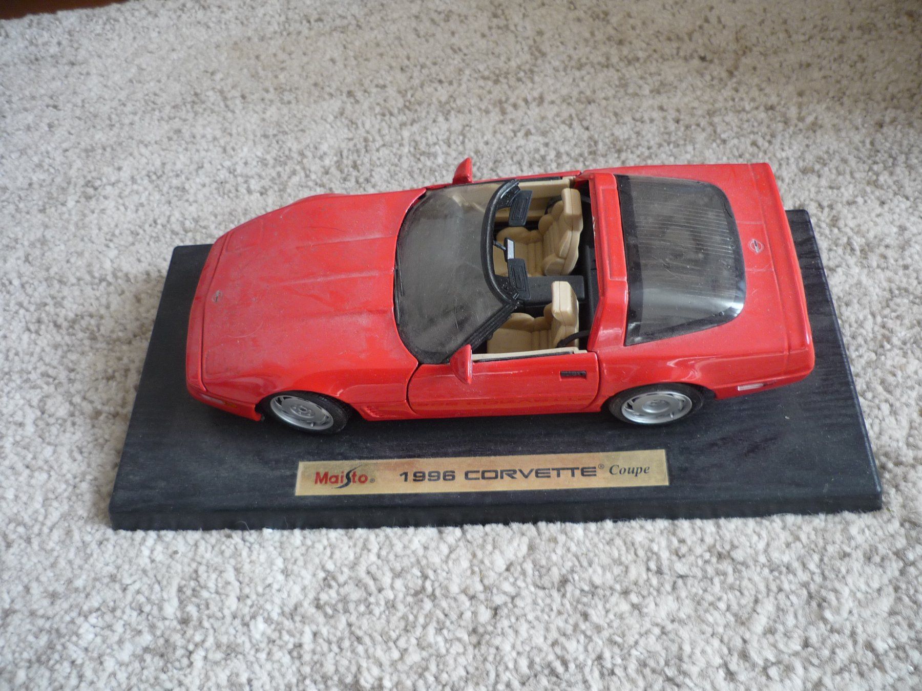Maisto Modellini d'auto: Deko Vintage Auto Model - Maisto 1996 Corvette coupe – Usato da Beringen venduto da Flatretriever 1