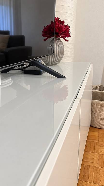 Mobili TV: Weisses TV-Lowboard  – Usato da Adliswil venduto da mir_s6m6 2