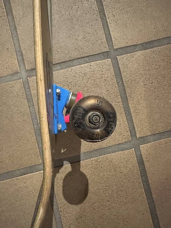 Skateboards: Skateboard Marke Flip – Gebraucht aus Wolfhausen von Armani08 3