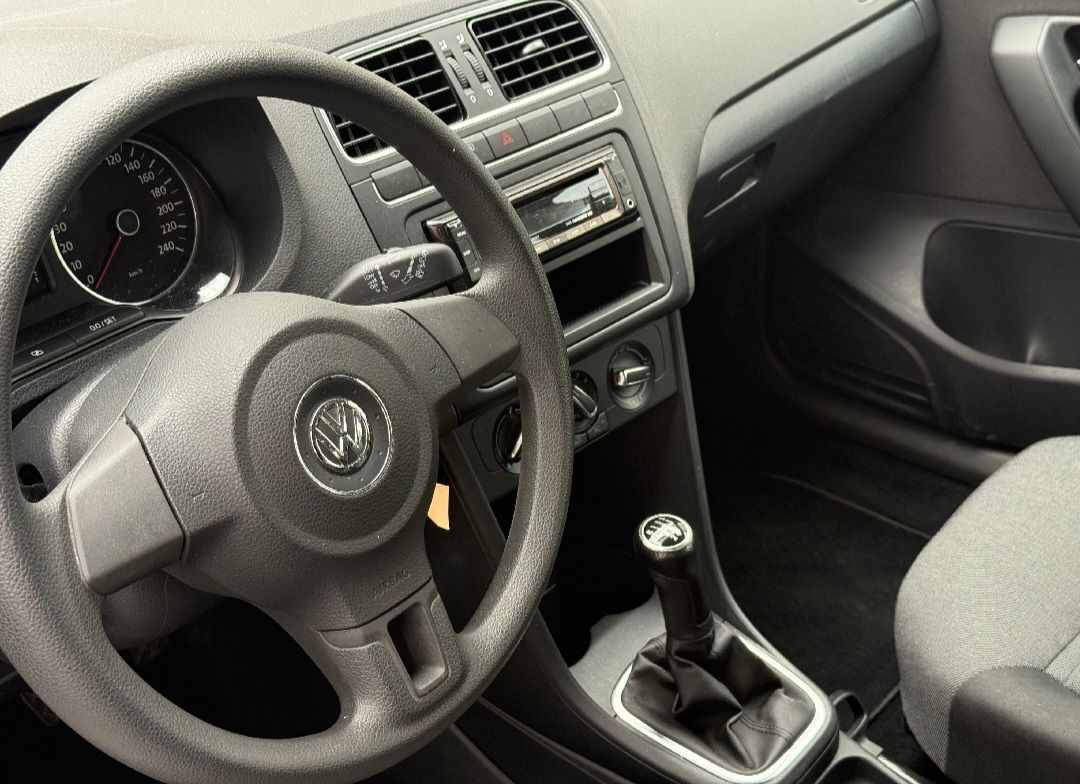 VW Autos: VW POLO NEUWERTIG – Gebraucht aus Fruthwilen von Mostro-Medusa 3