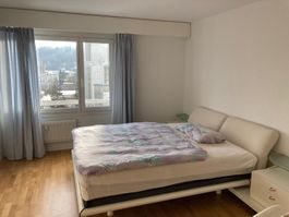 Letto completo con comodini e cassettiera e armadio