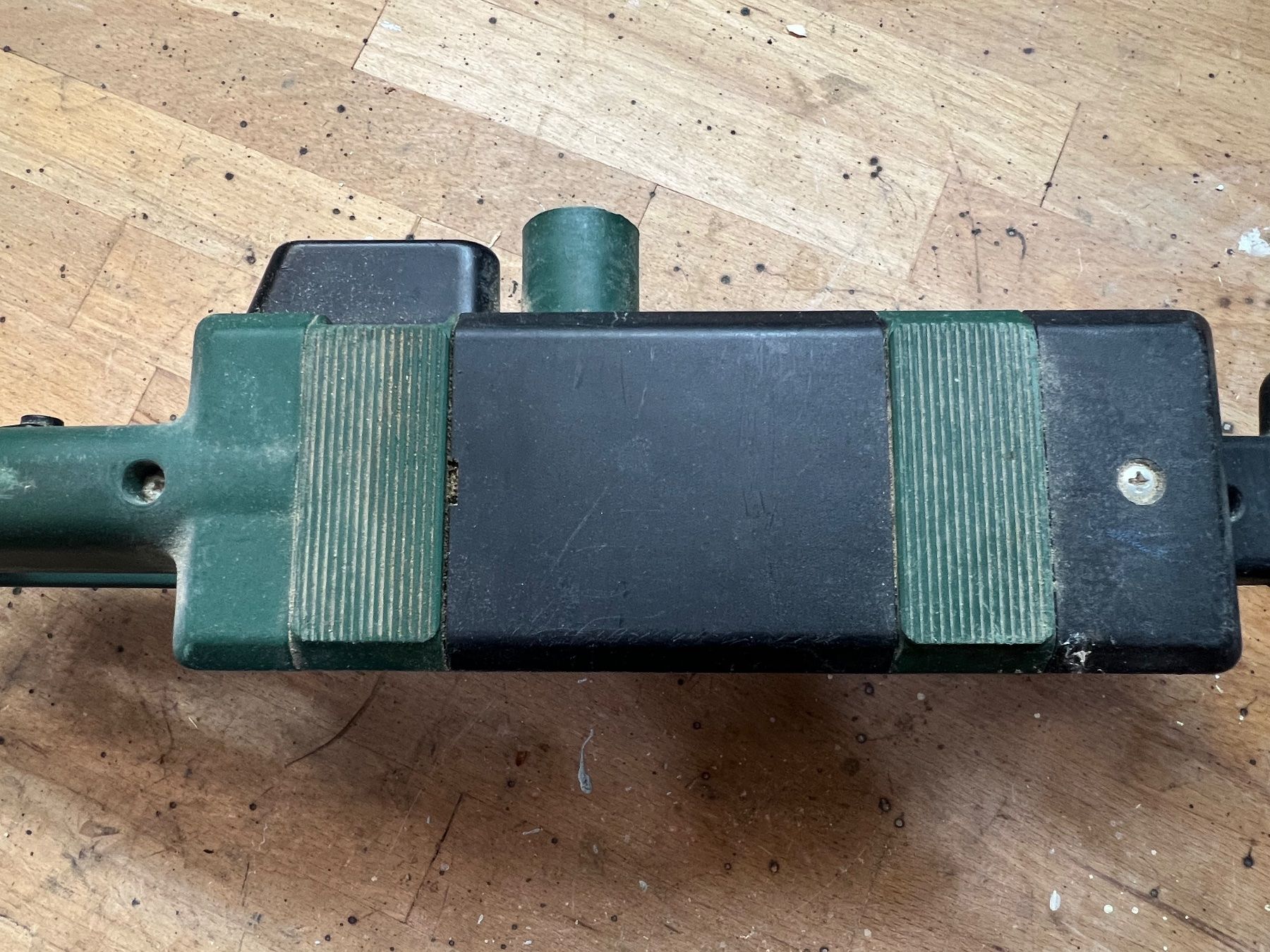 Bosch Aiguiseuses & polisseuses: Bosch PBS 75 E Bandschleifer – D'occasion à Tafers par JP911 5