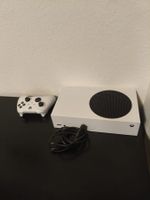 Xbox 512 GB mit Controller und Stromkabel