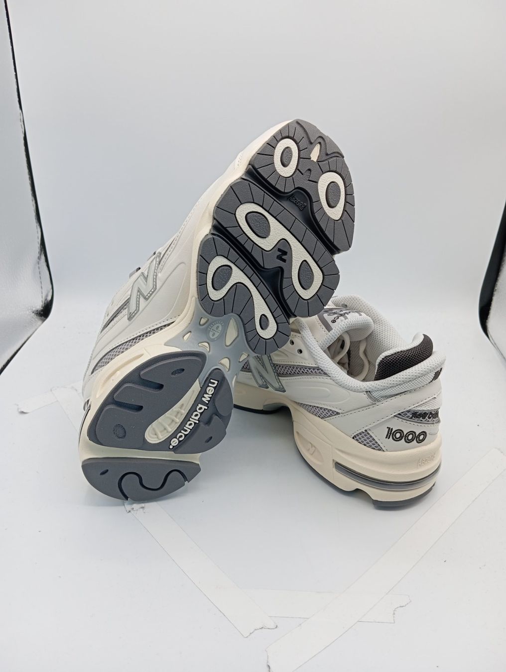 New Balance Scarpe da uomo: New Balance 1000 (EU38.5) – Nuovo e nell'imballaggio originale da Schaffhausen venduto da outlez 6