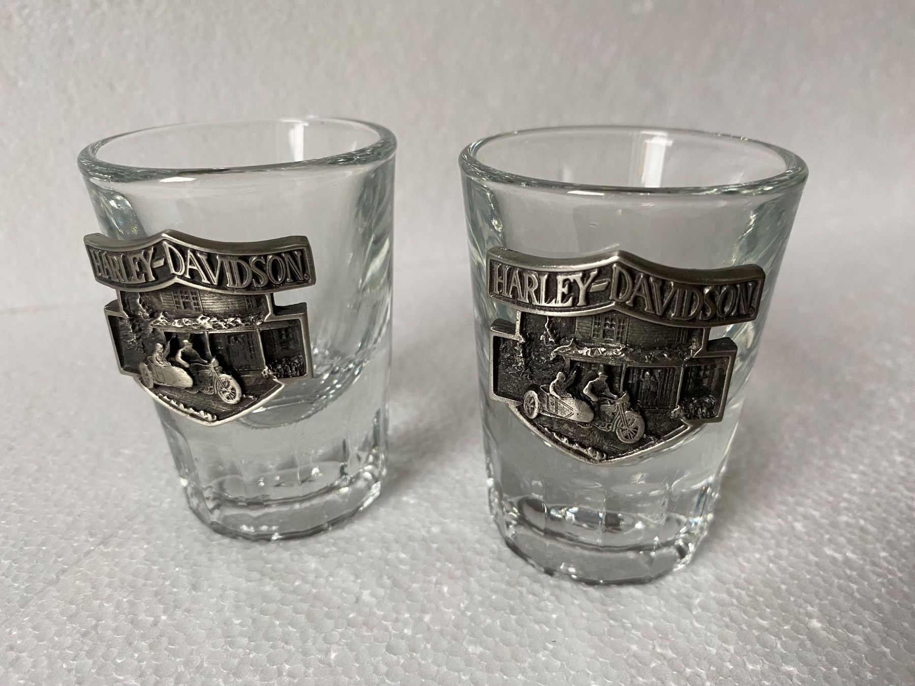 Harley-Davidson Bicchieri: 2 tolle robuste Harley - Davidson Schnaps-Gläser – Nuovo (secondo la descrizione) da Berg TG venduto da Electrolux23