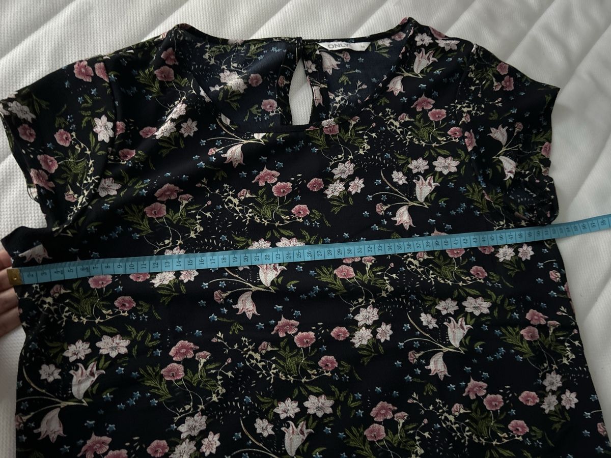 Only Camicette: Bluse von Only, Grösse 38, blau mit Blumen – Nuovo (secondo la descrizione) da Erlinsbach SO venduto da hallon480 3