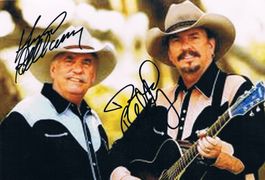 The Bellamy Brothers Autogramm signiert Foto 15x21cm