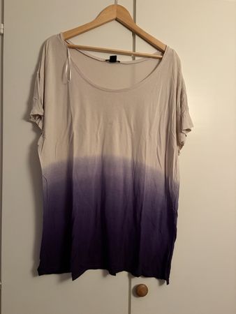 T-Shirt H&M Farbverlauf beige violett Grösse L Mängel