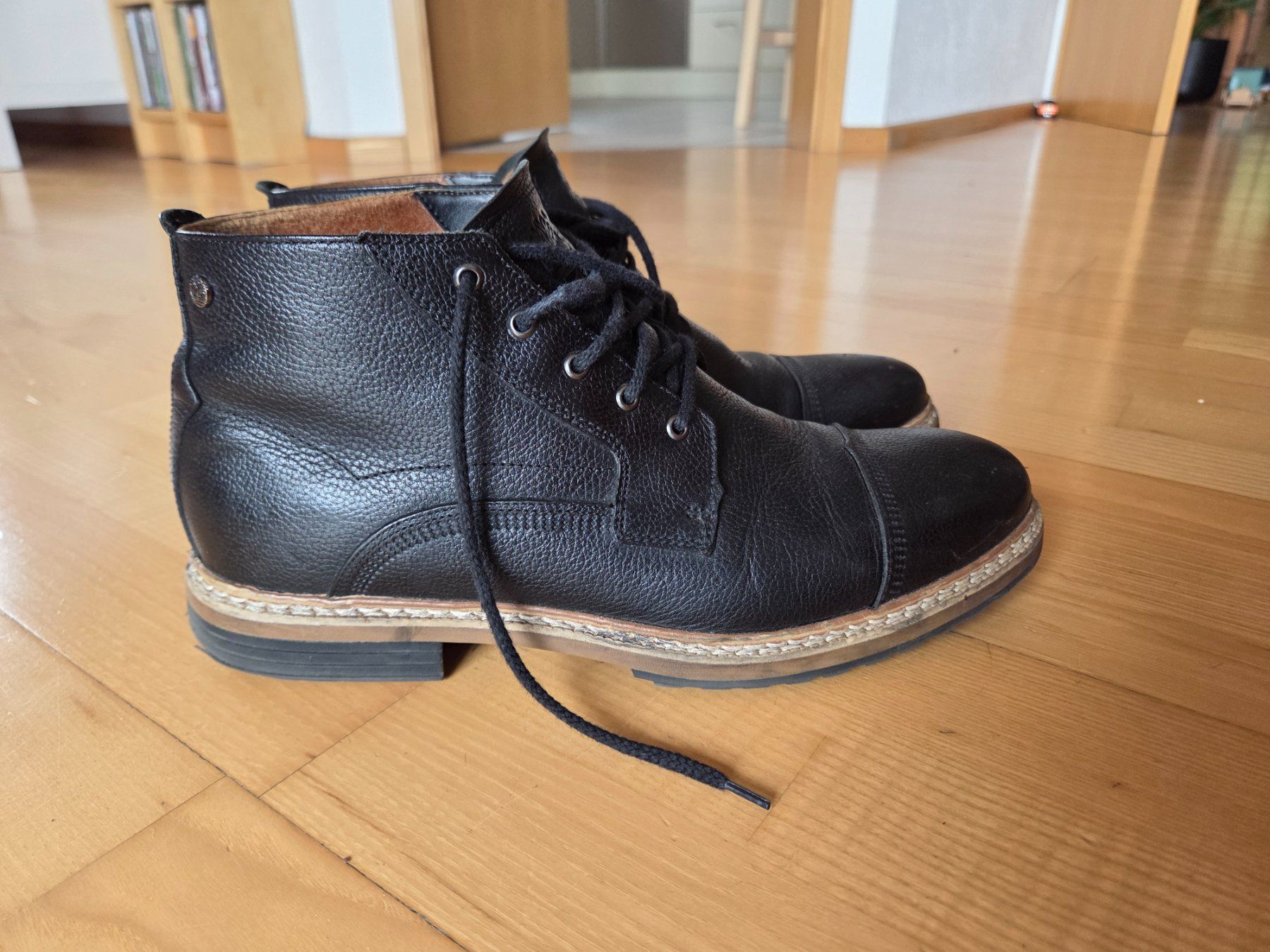Timberland Scarpe da uomo: Schuhe Timberland Leder Gr 42 – Usato da Basel venduto da olivier84 3