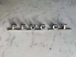 Peugeot Oldtimer Schriftzug, Vintage