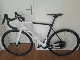 Canyon Ultimate Cf Sl Grösse L mit Watt und elektr.SRAM