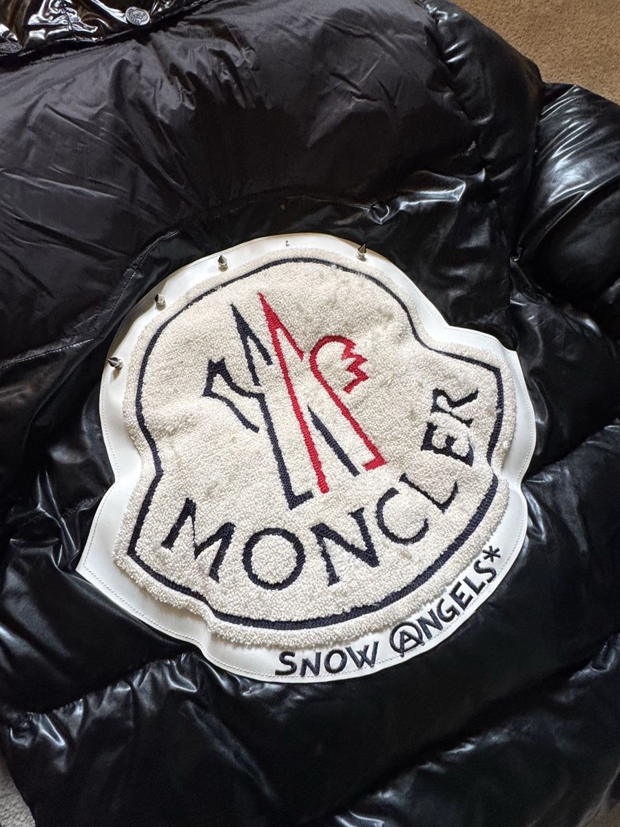 Moncler Giacche: Moncler Snow Angels  – Usato da Grund b. Gstaad venduto da ReLuxe 6