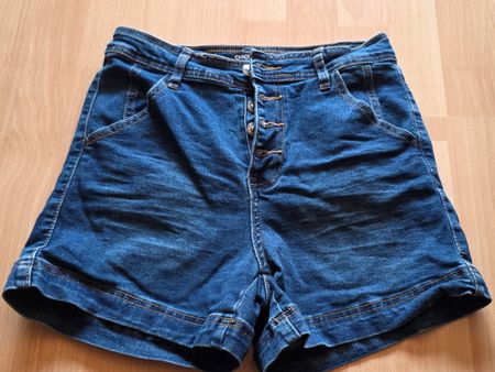 Jeans Shorts von Chicoree, Gr. 36