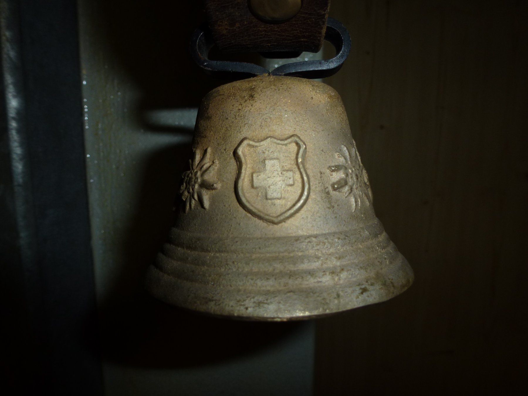 Glocken & Treicheln: Glocke ROULIN – Gebraucht aus Bürglen UR von daisyxy5 4
