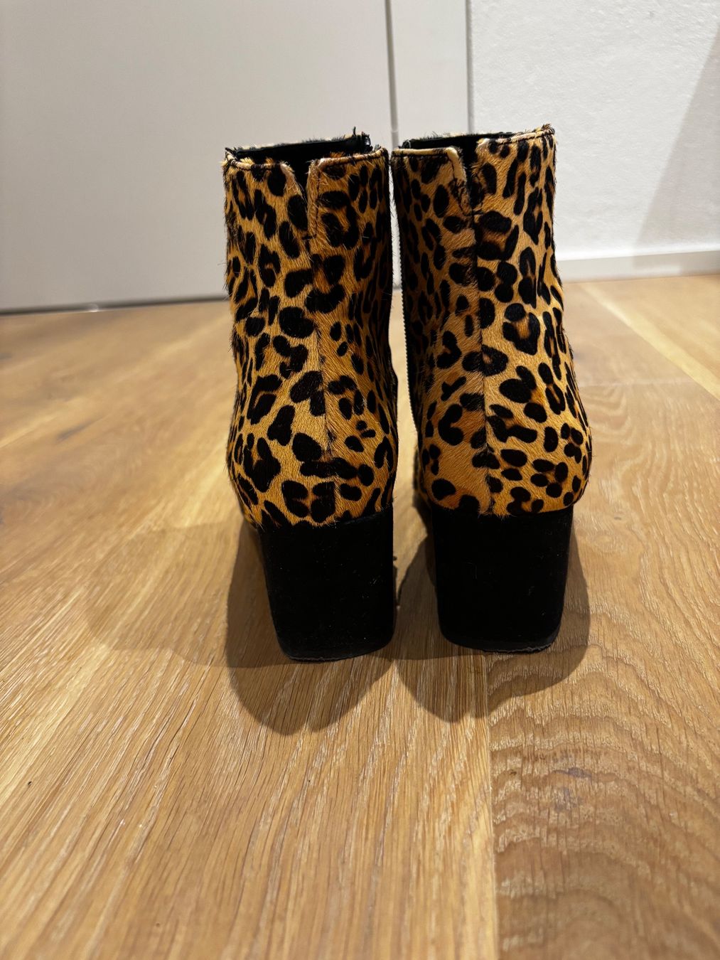 Dune London Scarpe da donna: Stiefeletten Leo Muster mit Blockabsatz, Grösse 36 – Usato da Horw venduto da AlexandraXenia