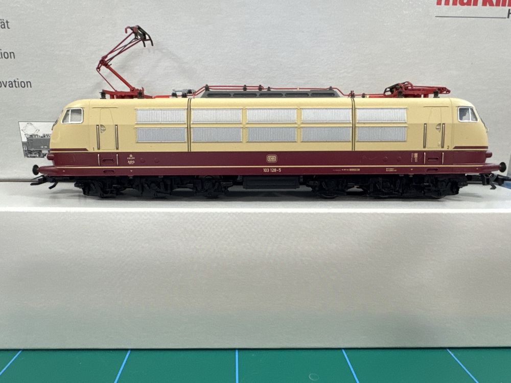 Märklin Digital 37577 BR 103.1 DB (Neu und originalverpackt) in ...