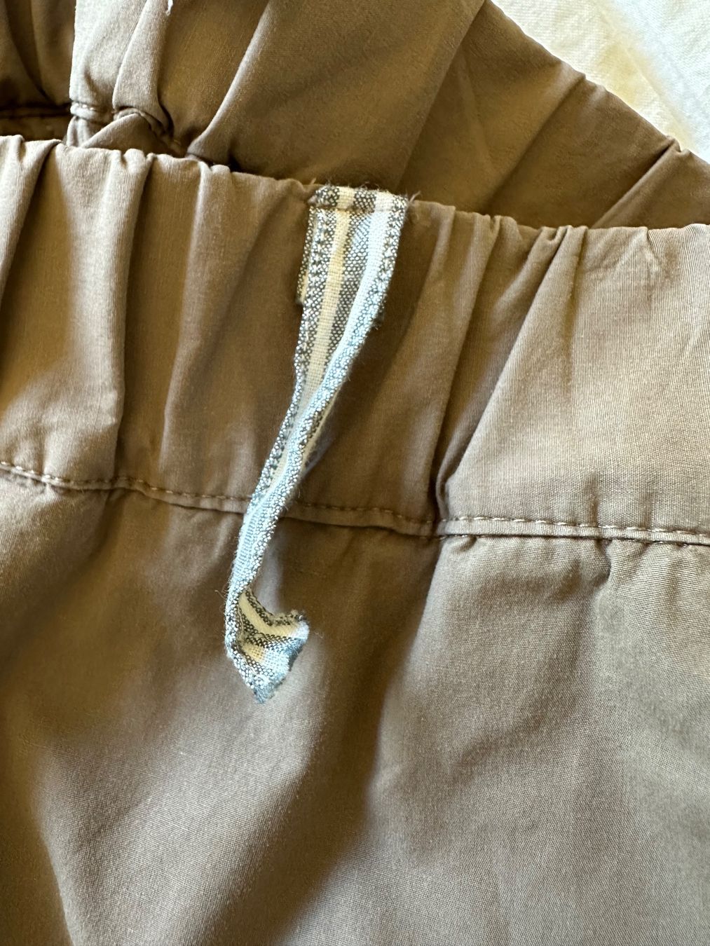 Lis Lareida Pantaloni: Lis Lareida Hose – Usato da Leuk Stadt venduto da medii1 5