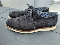 Wildleder-Schuhe