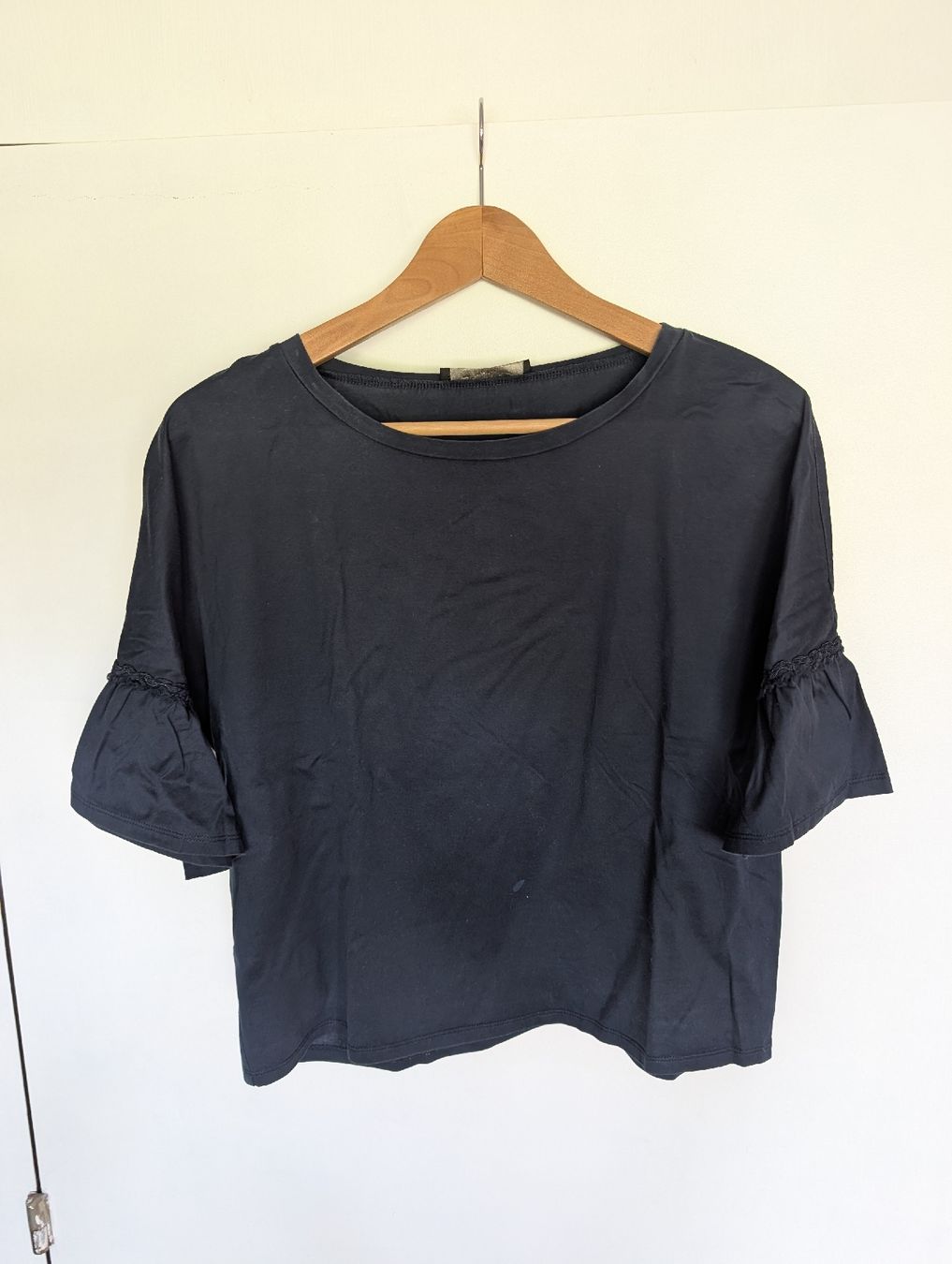 Max Mara Top: Max Mara Top – Nuovo (secondo la descrizione) da Rütihof venduto da zoe.jpg 1