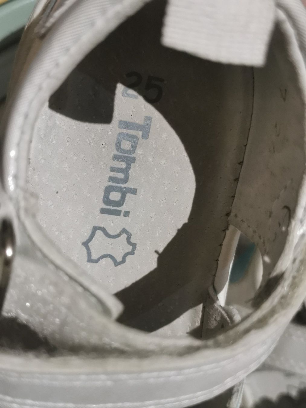 Scarpe per ragazze: Tombi Sandale Gr. 25 – Usato da Zürich venduto da Simfa 2