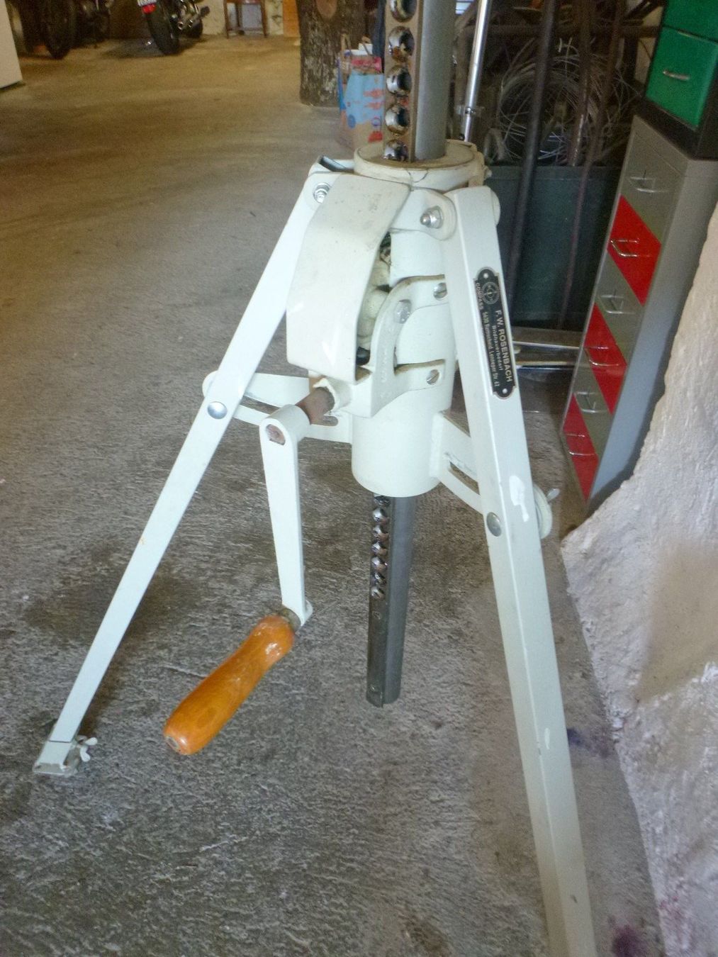 Altro in Decorazioni & Accessori: Modellierbock/Bildhauerbock, höhenverstellbar, kippbar – Usato da Freudwil venduto da Traktor57 2