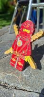 Handgefertigter Ninjago red