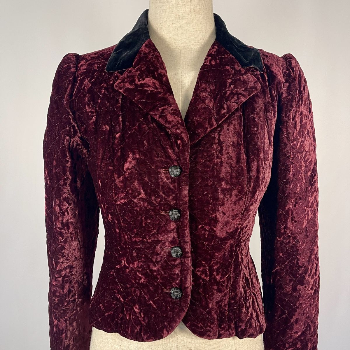 Lanvin Vestes: LANVIN Vintage Jacket – D'occasion à Emmen par Avviivva_Com2023 1