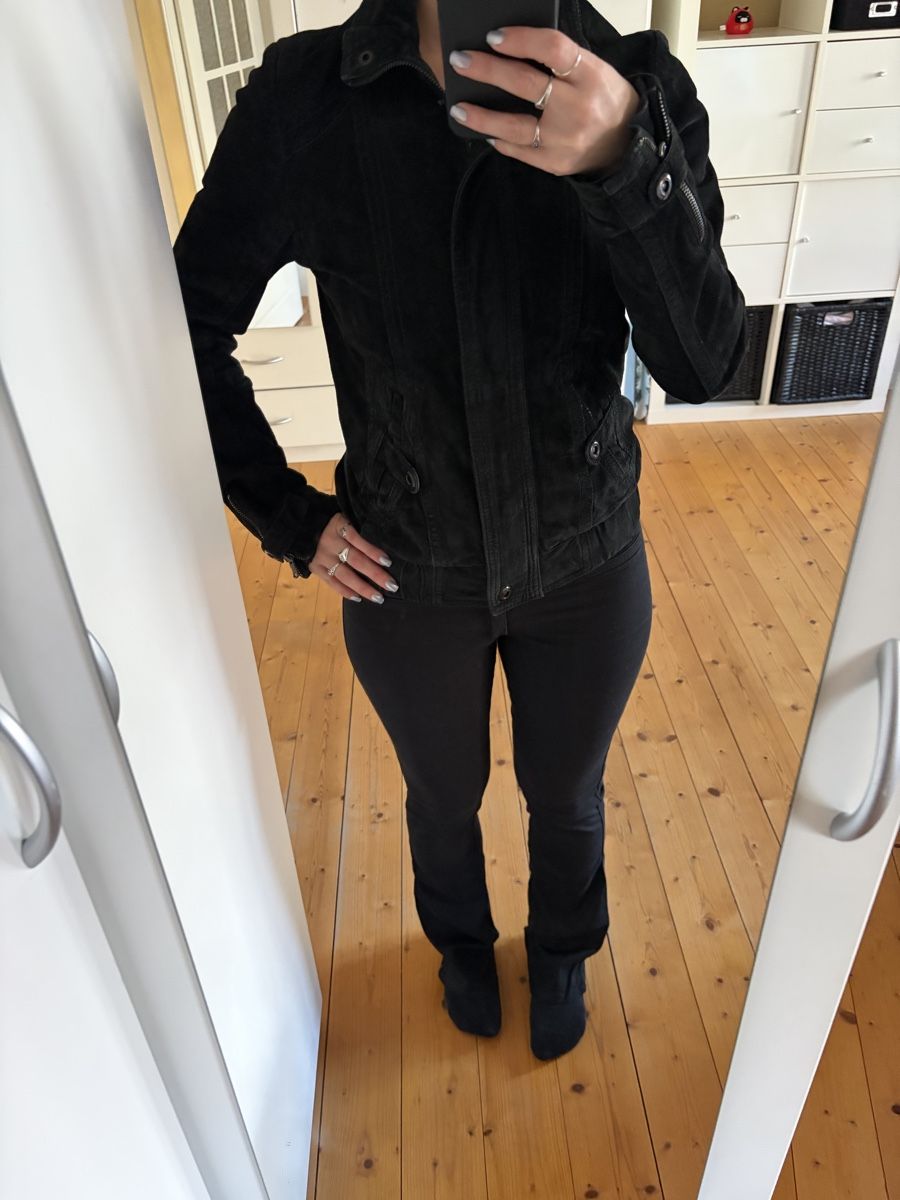 Bershka Giacche: Wildlederjacke S – Usato da Basel venduto da Zamba 6