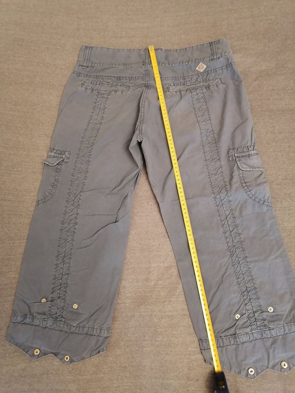 Hosen: Pantalon court TIME ZONE, taille 28 – Gebraucht aus Genève von lnicoGE 3