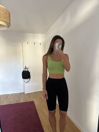 Crop Top hellgrün 