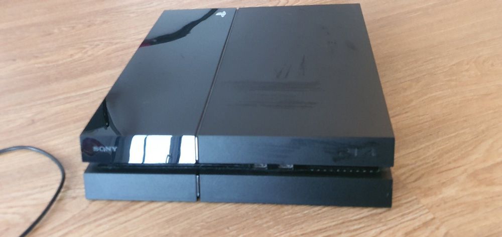 Sony PlayStation 4 CUH-1116A Blanc Glacier - Console PS4 D'occasion Avec 2 Jeux