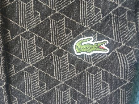 Lacoste Jogginghose dunkel mit Muster und Streifen