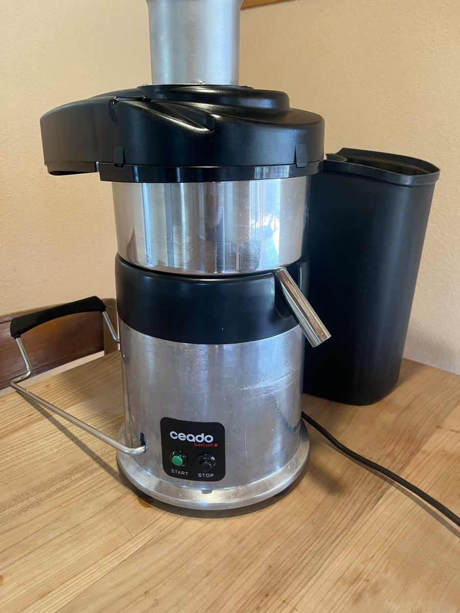 Elettrodomestici da cucina: Saftzentrifuge ceado ES500 – Usato da Dittingen venduto da Cervolino77 3